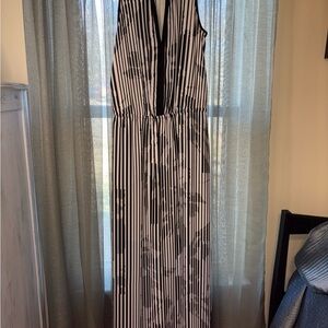 White House, Black market